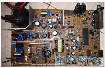 康佳P21SA390彩電開機(jī)三無故障維修